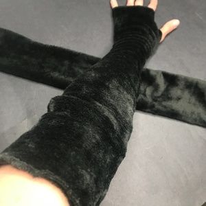 Long Black Fleece Gloves Winter Fuzzy Hand Warmers Fur Gloves Warm Arm Sleeves